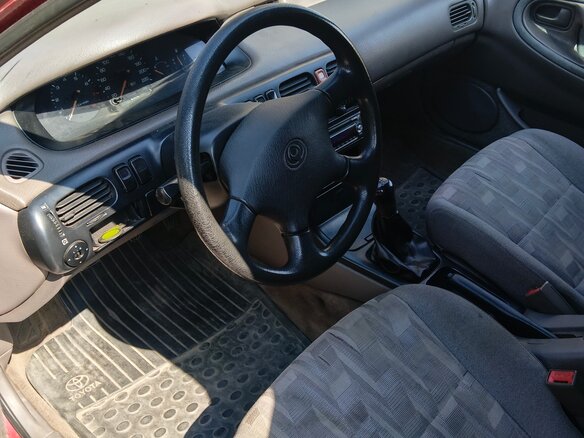 1992 Mazda 626 IV (GE), пурпурный, 150000 рублей - вид 5