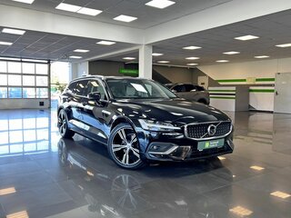 2018 Volvo V60 II, чёрный, 2240000 рублей, вид 5