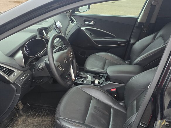2016 Hyundai Santa Fe Grand III Рестайлинг, чёрный, 2450000 рублей - вид 6