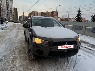2012 Mitsubishi Outlander II Рестайлинг, коричневый, 1100000 рублей, вид 1