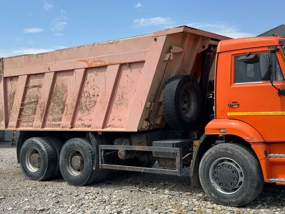 2012 КамАЗ 6520, оранжевый, 1500000 рублей - вид 6