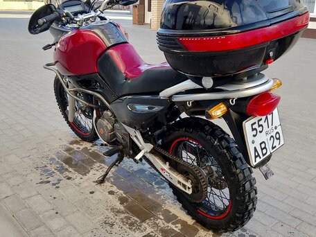 1997 Suzuki XF 650 Freewind, красный, 310000 рублей, вид 4
