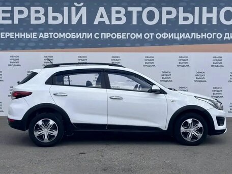 2019 Kia Rio X-Line IV, белый, 950000 рублей, вид 4