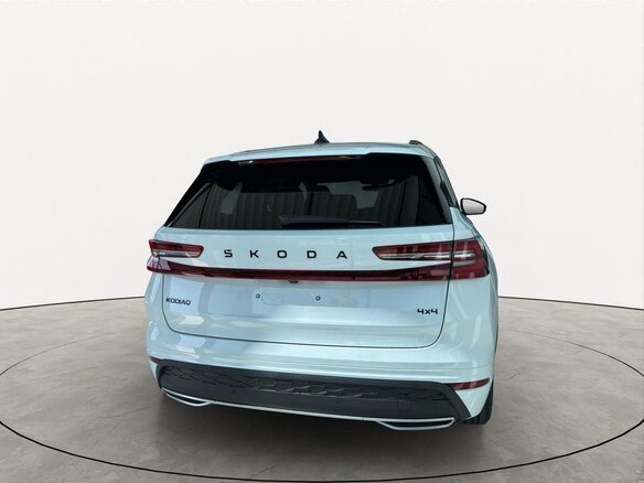 2026 Skoda Kodiaq II, белый - вид 17