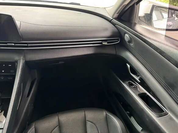2022 Hyundai Elantra VII (CN7), белый, 1700000 рублей - вид 12