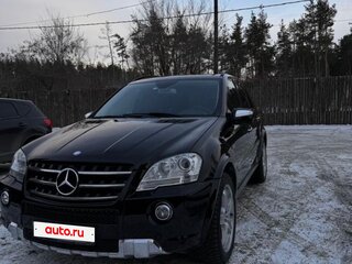 2008 Mercedes-Benz M-Класс AMG 63 AMG II (W164) Рестайлинг, чёрный, 1750000 рублей, вид 4