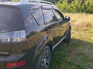 2008 Mitsubishi Outlander II, чёрный, 1149000 рублей, вид 3
