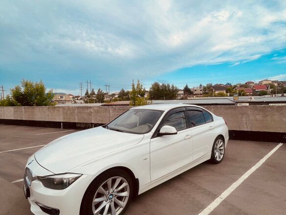 2011 BMW 3 серии 328i VI (F3x), белый, 1500000 рублей - вид 2