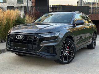 2020 Audi Q8 55 TFSI I (4M), серый, 5943336 рублей, вид 1