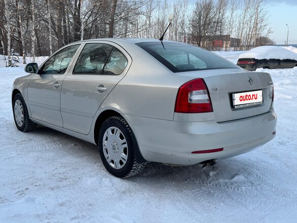 2012 Skoda Octavia II (A5) Рестайлинг, серебристый, 770000 рублей - вид 6