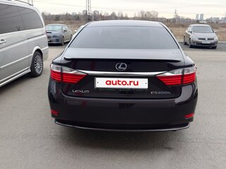 2015 Lexus ES 300h VI, коричневый, 2390000 рублей, вид 3