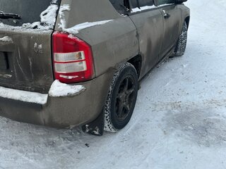 2006 Jeep Compass I, зелёный, 680000 рублей, вид 2