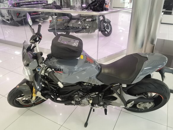 2018 Ducati Monster 1200, серый, 1250000 рублей - вид 17