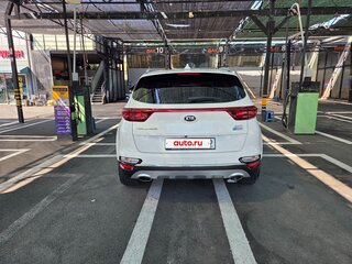 2022 Kia Sportage IV Рестайлинг, белый, 1830010 рублей, вид 2