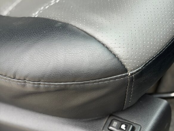 2011 Mazda 2 II Рестайлинг (DE2), белый - вид 14