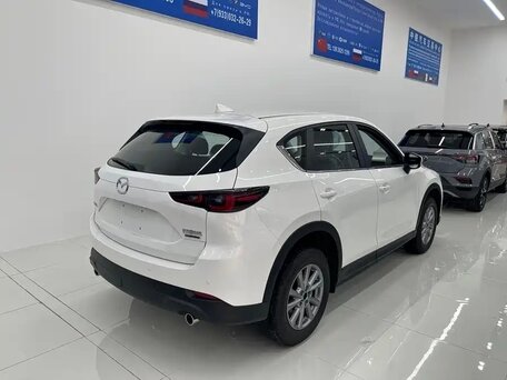 2026 Mazda CX-5 II Рестайлинг, белый, 2907007 рублей, вид 4