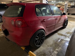 2006 Volkswagen Golf GTI V, красный, 1100000 рублей, вид 2