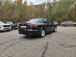2013 Skoda Superb DSG II Рестайлинг, чёрный, 950000 рублей, вид 3