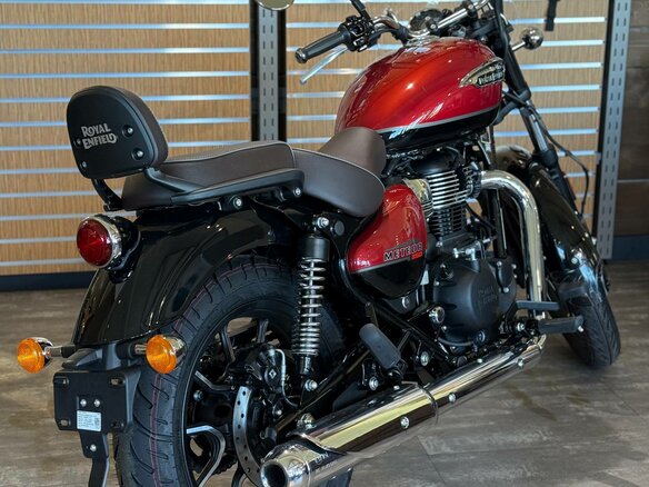 2025 Royal Enfield Meteor, красный, 519000 рублей - вид 15