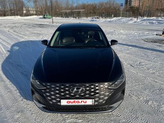2019 Hyundai Grandeur VI Рестайлинг, чёрный, 3000000 рублей, вид 3