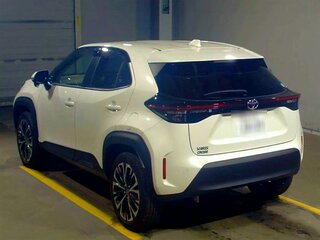 2021 Toyota Yaris Cross I, белый, 2400000 рублей, вид 4