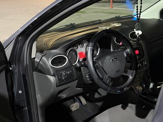2011 Ford Focus II Рестайлинг, серый, 700000 рублей, вид 5