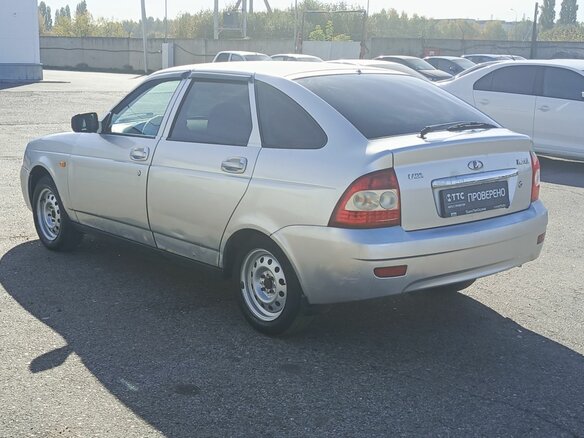 2011 Lada (ВАЗ) Priora I, серебристый, 205000 рублей - вид 6