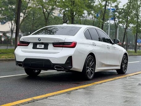 2023 BMW 3 серии 320i VII (G2x) Рестайлинг, белый, 3289000 рублей, вид 4