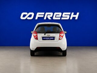 2013 Chevrolet Spark III, белый, 610000 рублей, вид 4