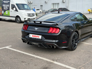 2022 Ford Mustang VI Рестайлинг, чёрный, 3500000 рублей, вид 3