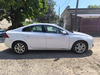 2012 Volvo S60 II, белый, 920900 рублей, вид 2
