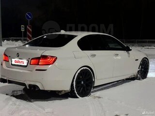 2013 BMW 5 серии 528i xDrive VI (F10/F11/F07) Рестайлинг, белый, 1700000 рублей, вид 3