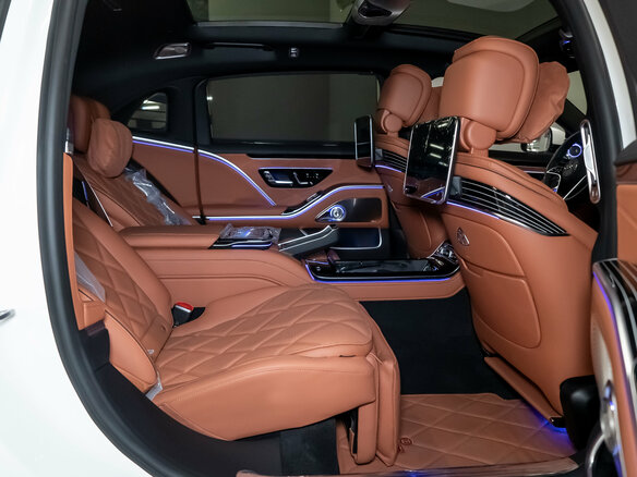 2021 Mercedes-Benz Maybach S-Класс 580 II (Z223), белый, 23990000 рублей - вид 35