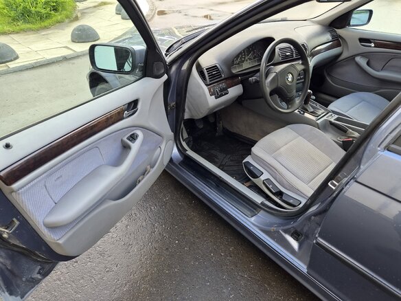 1998 BMW 3 серии 318i IV (E46), голубой, 550000 рублей - вид 8