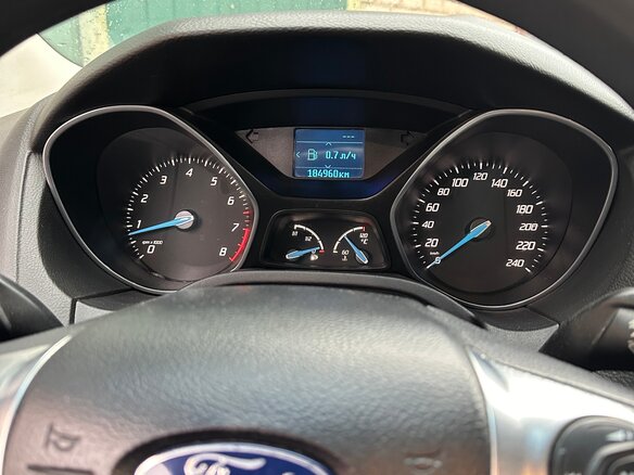 2011 Ford Focus III, серый - вид 13