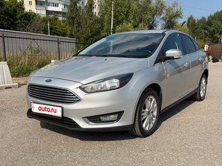 2015 Ford Focus III Рестайлинг, серебристый, 1120000 рублей, вид 3