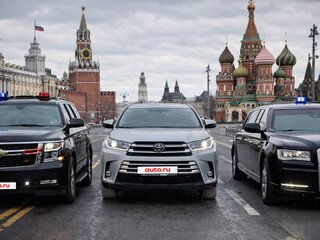 2018 Toyota Highlander III (XU50) Рестайлинг, серебристый, 3900000 рублей, вид 1