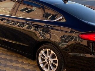 2020 Ford Fusion (North America) II Рестайлинг, чёрный, 1850000 рублей, вид 4
