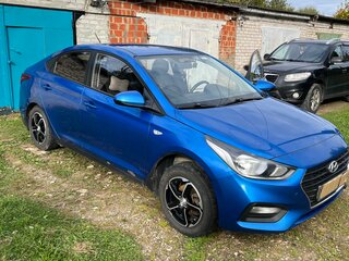 2017 Hyundai Solaris II, синий, 750000 рублей, вид 1