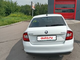 2019 Skoda Rapid I Рестайлинг, белый, 800000 рублей, вид 3