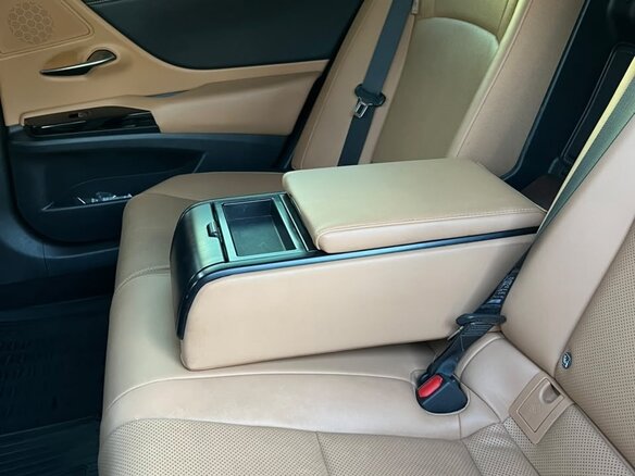 2022 Lexus ES 250 VII Рестайлинг, чёрный - вид 7