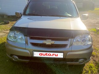 2011 Chevrolet Niva I Рестайлинг, серый, 535000 рублей, вид 1