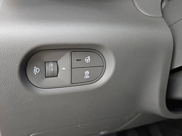 2022 Hyundai Casper I, красный, 1130000 рублей - вид 17