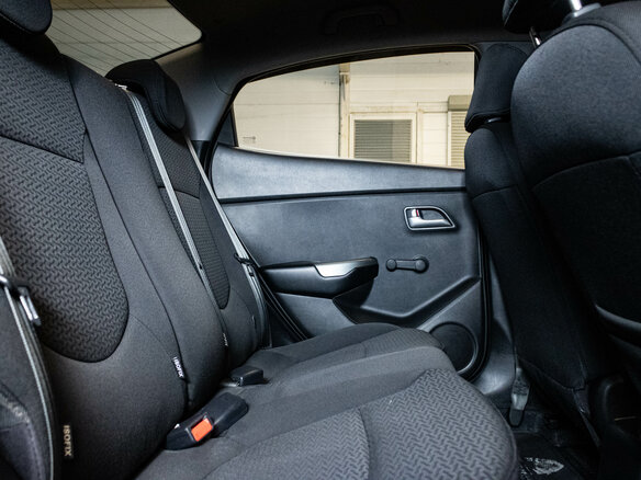 2014 Kia Rio III, чёрный, 979000 рублей - вид 10