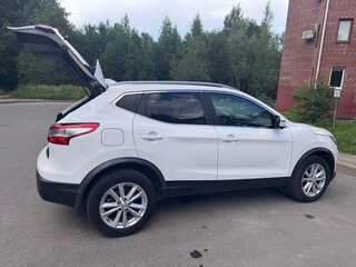 2017 Nissan Qashqai II, белый, 1400000 рублей, вид 4