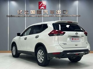 2022 Nissan X-Trail III Рестайлинг, белый, 1500030 рублей, вид 4
