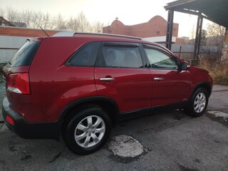 2010 Kia Sorento II, красный, 1150000 рублей, вид 5