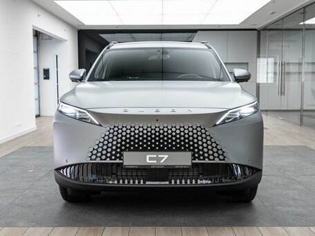 Omoda C7