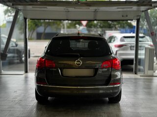 2013 Opel Astra J Рестайлинг, серый, 637000 рублей, вид 5