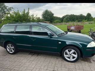 2003 Volkswagen Passat B5 Рестайлинг, зелёный, 500000 рублей, вид 3